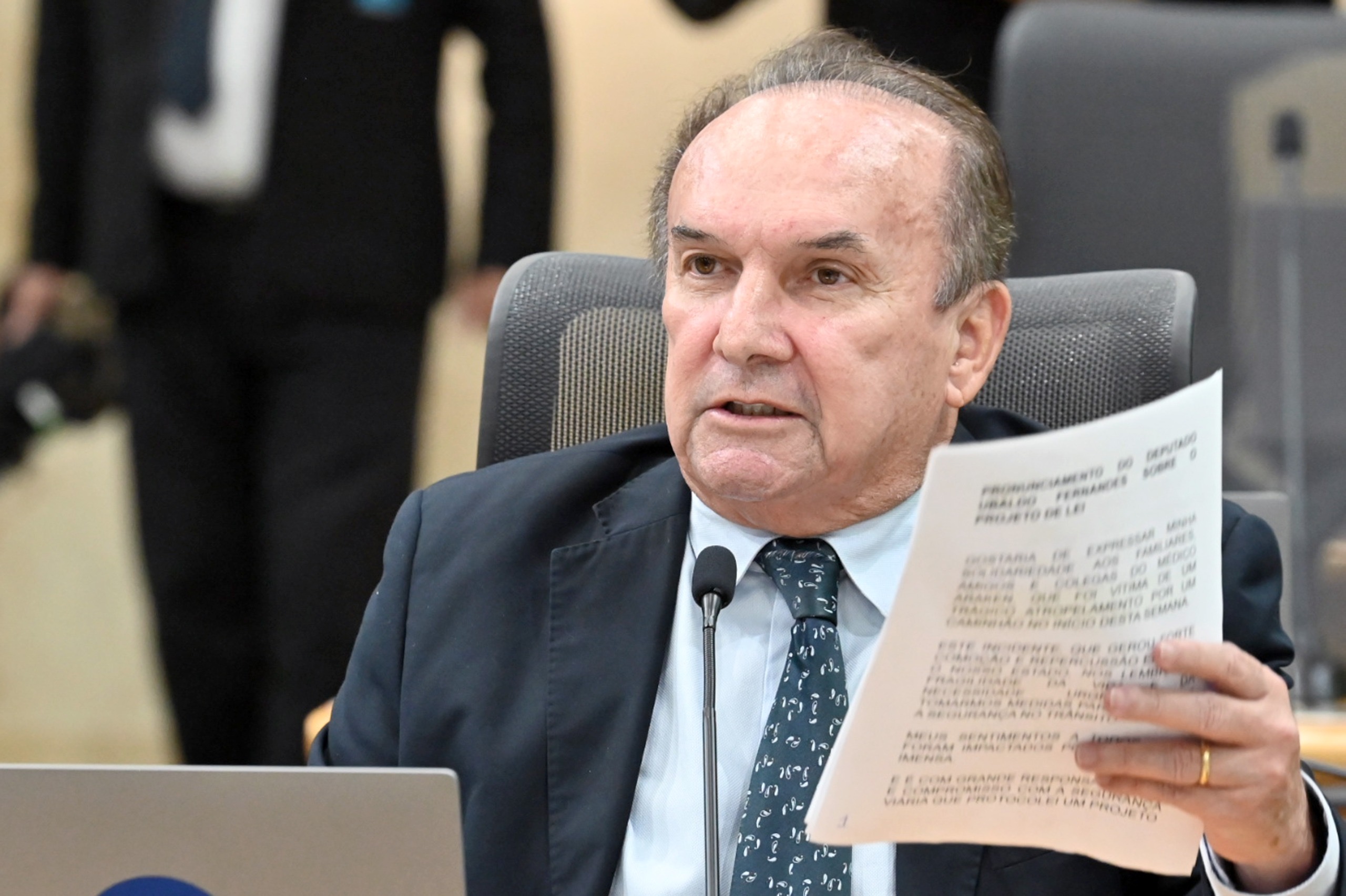 Nelter Queiroz critica atraso de pagamentos pelo Governo do RN e propõe comissões para fiscalizar estradas e hospitais